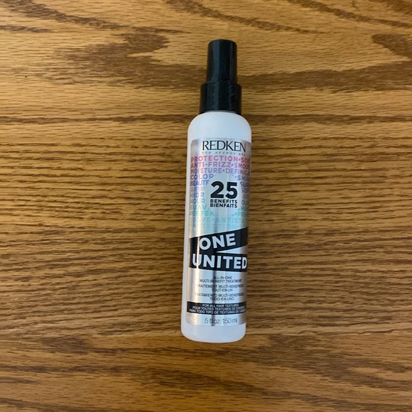 Redken Other - NWT Redken ONE UNITED all in one Spray